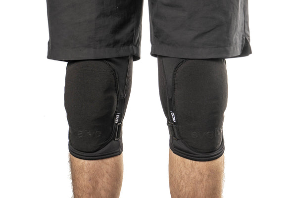 Evolve iXS Safety Guards | Knee Pads